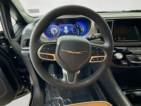 New 2026 Chrysler Pacifica Pinnacle image 11