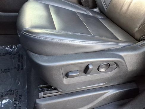 Used 2021 Chevrolet Tahoe LT w/ LT Signature Package image 13