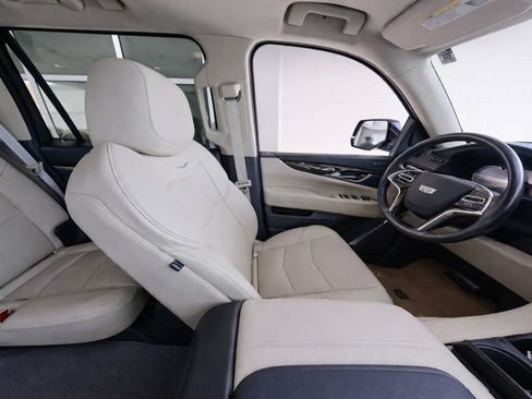 Used 2020 Cadillac Escalade Premium Luxury w/ LPO, Radiant Package RWD image 9