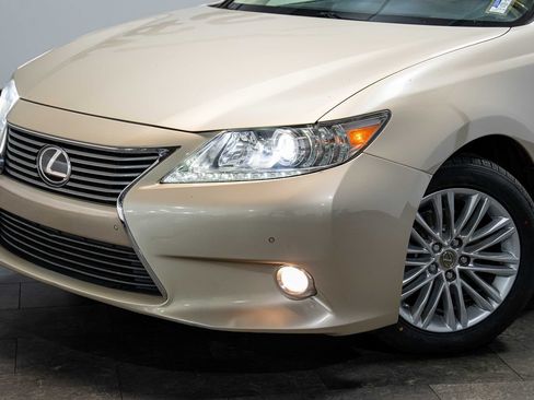 Used 2013 Lexus ES 350 w/ Luxury Pkg FWD image 10