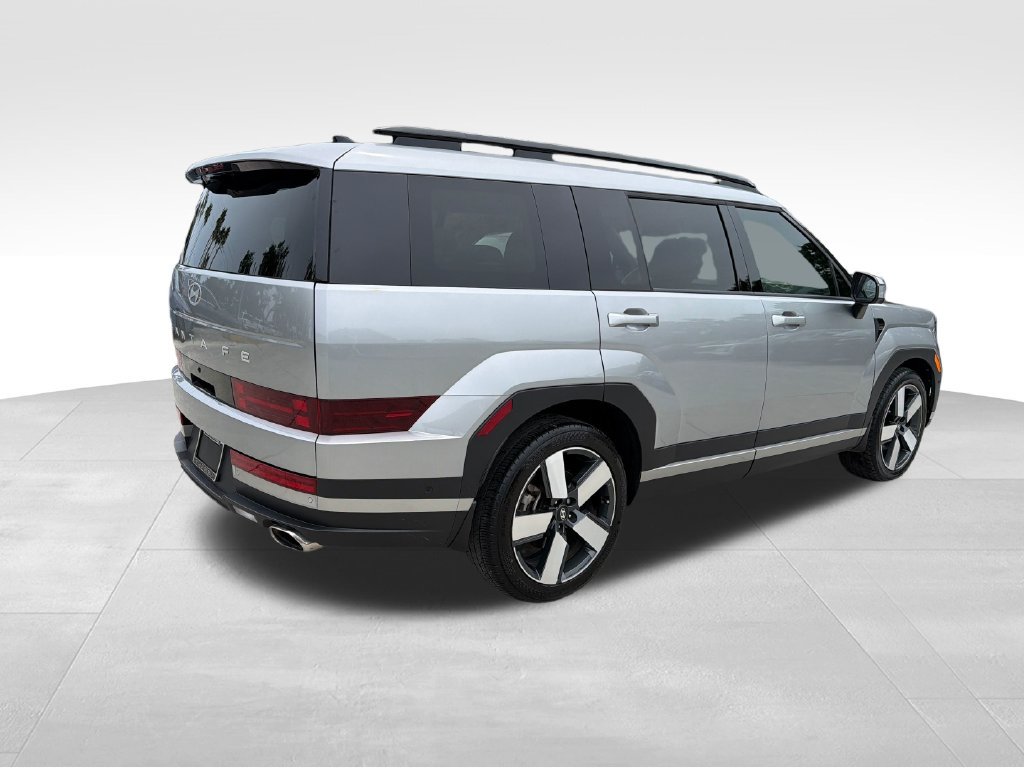 Used 2024 Hyundai Santa Fe Limited FWD image 8