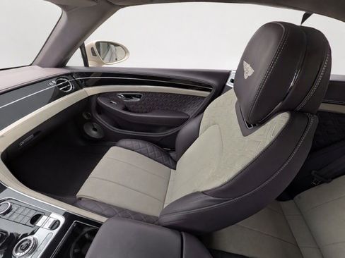 Used 2020 Bentley Continental GT AWD/4WD image 19