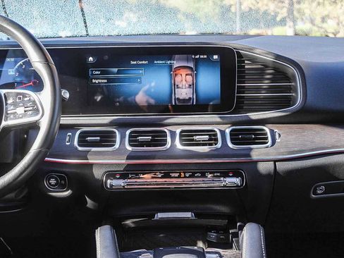 Used 2020 Mercedes-Benz GLE 350 4MATIC image 13