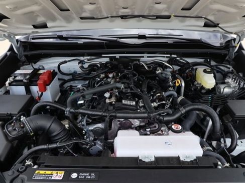 New 2026 Toyota 4Runner SR5 AWD/4WD image 10