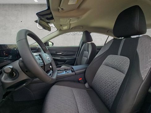 New 2026 Nissan Sentra SV FWD image 19