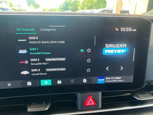 Certified 2025 Kia Carnival SX w/ SX Dark Edition Package FWD image 54