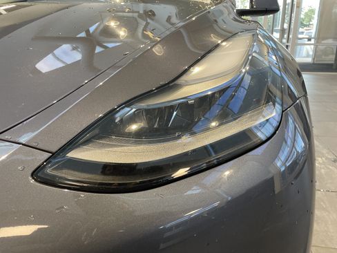Used 2023 Tesla Model Y Performance AWD/4WD image 5