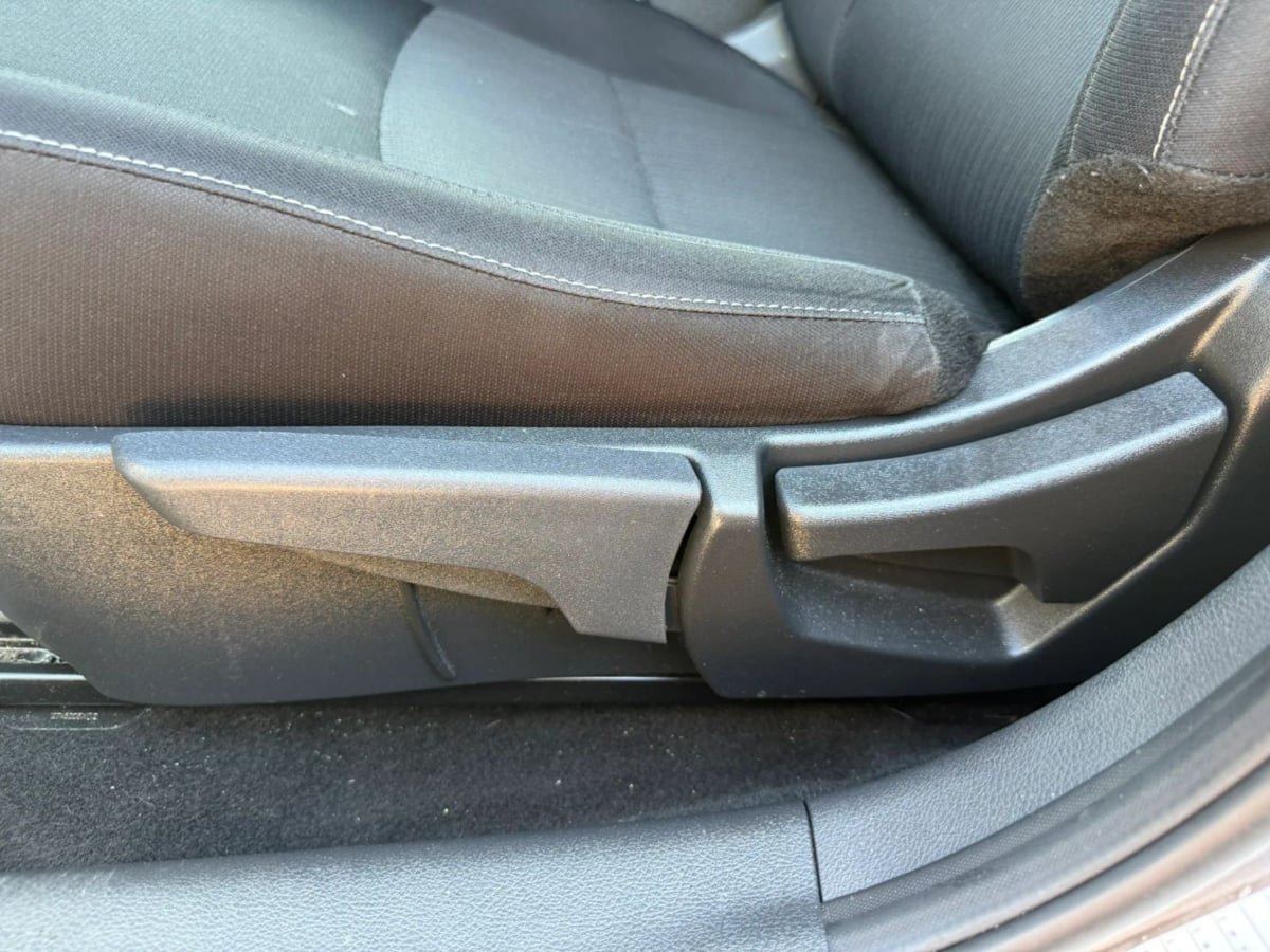 Used 2024 Nissan Sentra SV FWD image 22
