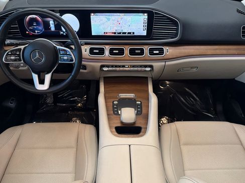 Used 2022 Mercedes-Benz GLE 350 4MATIC image 3
