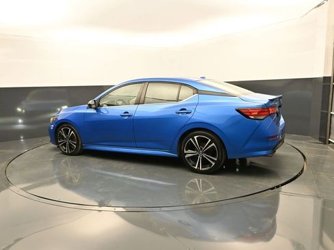 Used 2021 Nissan Sentra SR FWD image 7