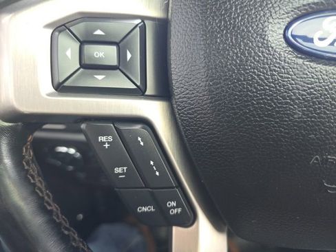 Used 2018 Ford F150 Platinum w/ Technology Package AWD/4WD image 20