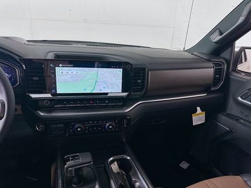 New 2026 Chevrolet Silverado 1500 High Country AWD/4WD image 27