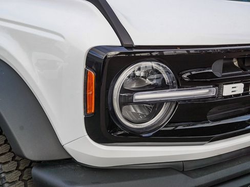 New 2026 Ford Bronco Outer Banks w/ Sasquatch Package image 10