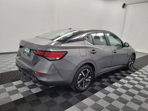 Used 2024 Nissan Sentra SV FWD image 9