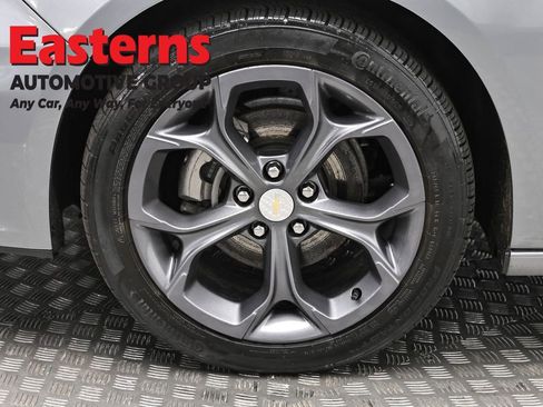 Used 2023 Chevrolet Malibu LT image 32