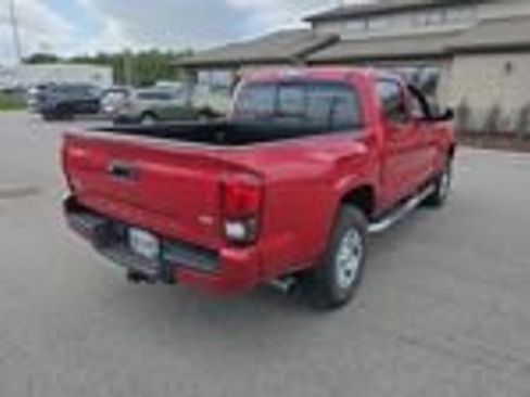 Used 2023 Toyota Tacoma SR image 4