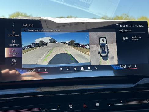 New 2026 BMW 530i w/ Premium Package image 23