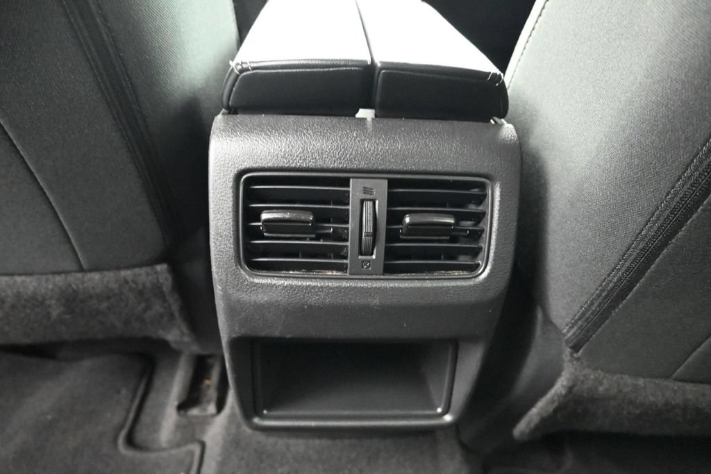Used 2023 Nissan Rogue S FWD image 14