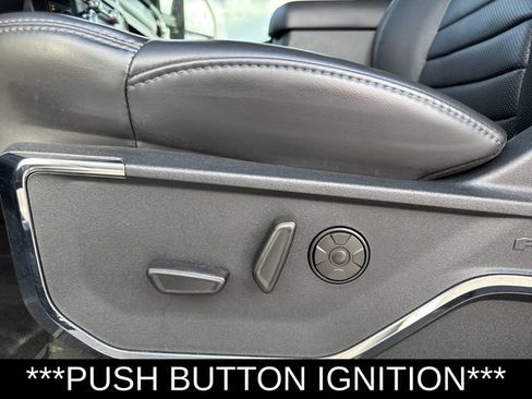 Used 2025 Ford F350 Platinum AWD/4WD image 11