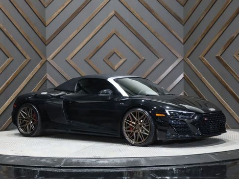 Used 2023 Audi R8 V10 performance w/ Carbon Exterior Package RWD image 19