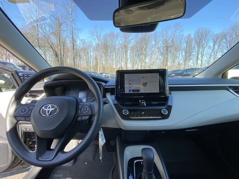 Used 2023 Toyota Corolla LE image 21