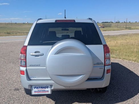 Used 2006 Suzuki Grand Vitara Premium image 4
