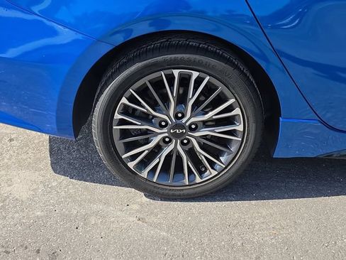 Certified 2024 Kia Forte GT-Line w/ GT-Line Premium Package FWD image 5