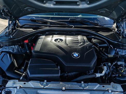 Used 2025 BMW 230i xDrive Coupe w/ Premium Package image 41