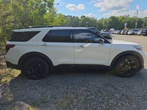 Used 2020 Ford Explorer ST w/ ST Street Pack AWD/4WD image 9