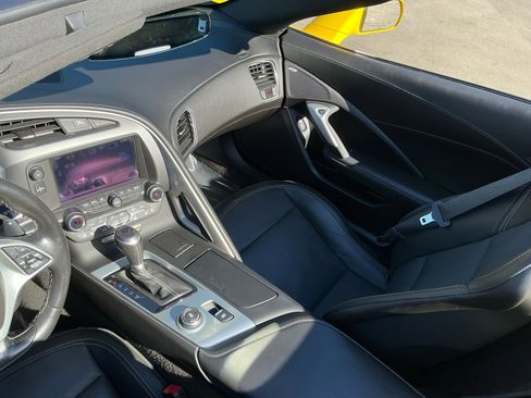 Used 2016 Chevrolet Corvette Z06 w/ 2LZ Preferred Equipment Group RWD image 15