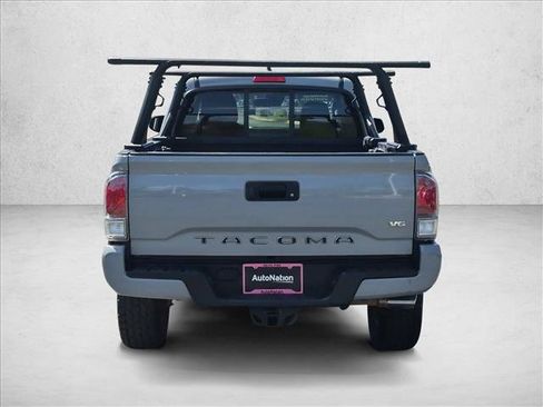 Used 2021 Toyota Tacoma TRD Sport AWD/4WD image 7