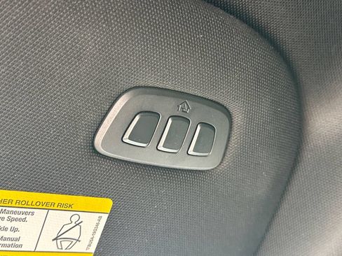 Used 2023 Ford F150 Lariat AWD/4WD image 22