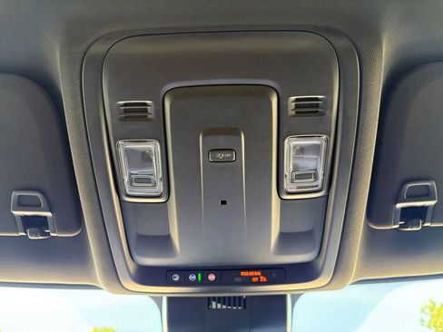 New 2026 Chevrolet Suburban LS image 31