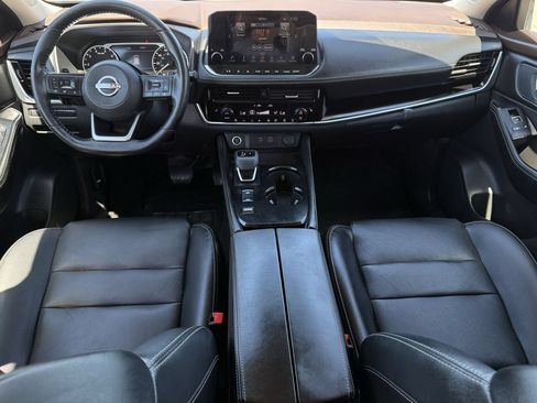 Used 2023 Nissan Rogue SL w/ SL Premium Package FWD image 9