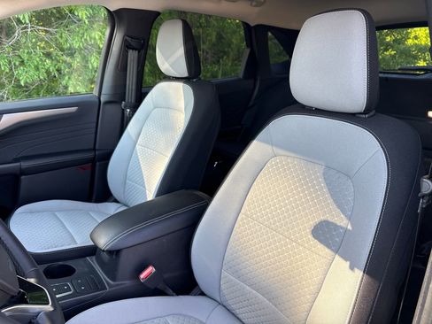 Used 2023 Ford Escape Active FWD image 15