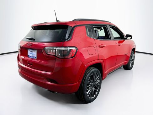 Used 2022 Jeep Compass Limited AWD/4WD image 5