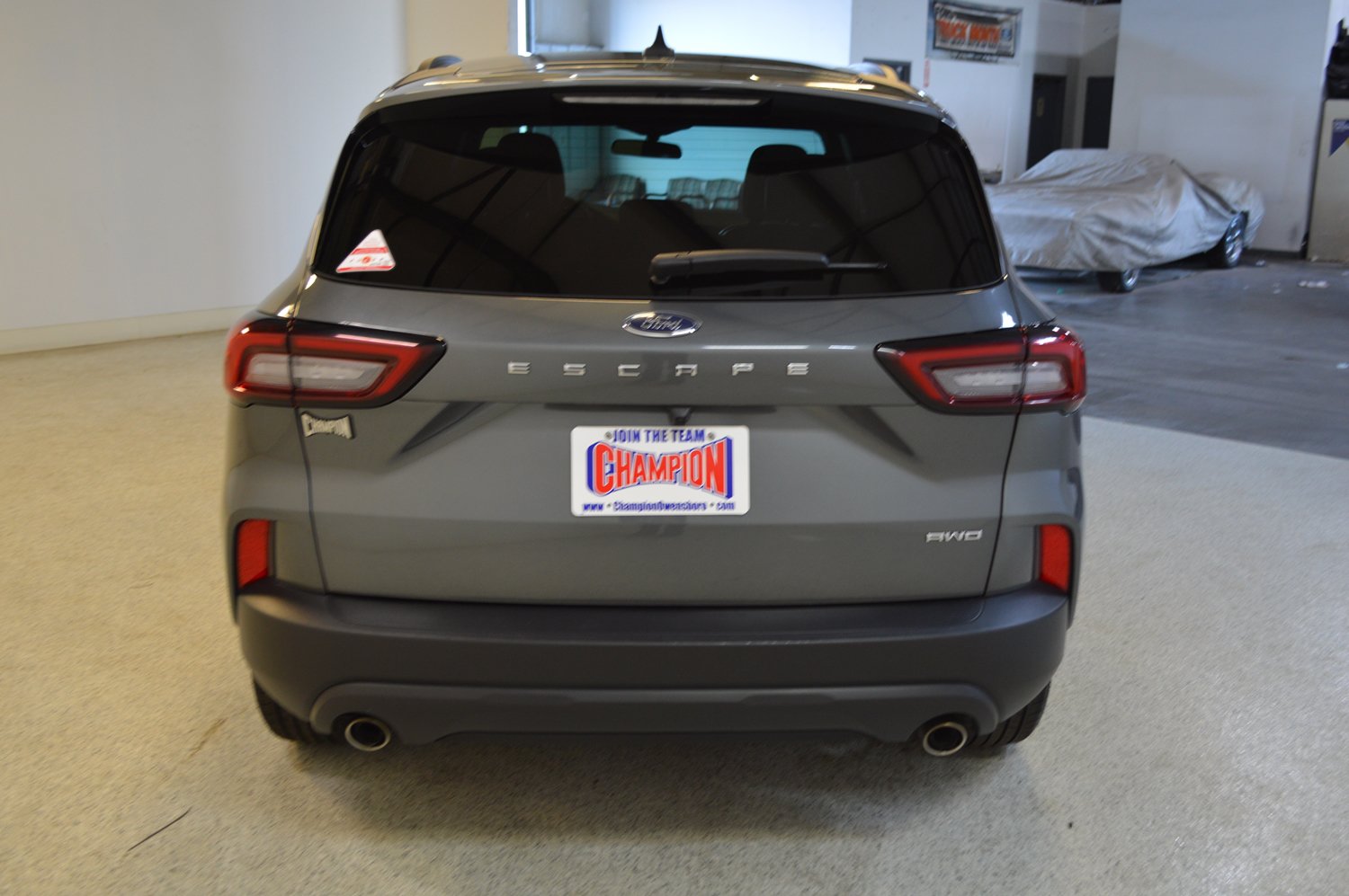 Used 2025 Ford Escape ST-Line Select AWD/4WD image 4