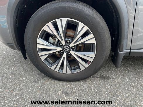 Used 2023 Nissan Rogue SV w/ SV Premium B Package AWD/4WD image 28