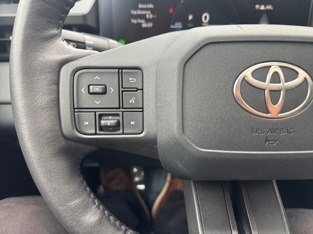 Used 2026 Toyota RAV4 XSE w/ Weather Package AWD/4WD image 29