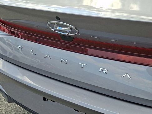 Used 2023 Hyundai Elantra SEL w/ Convenience Package FWD image 31