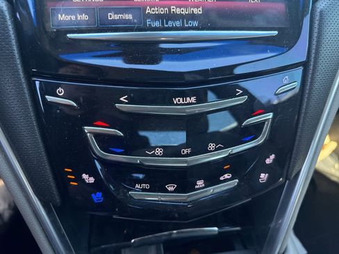 Used 2017 Cadillac XTS Luxury image 24