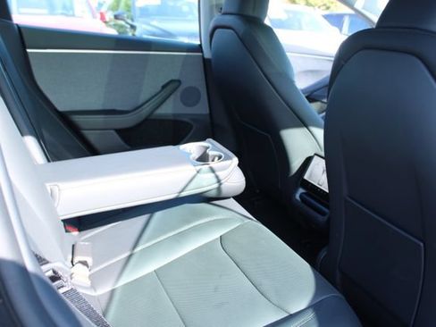 Used 2025 Tesla Model 3 Long Range RWD image 34