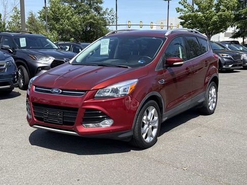 Used 2014 Ford Escape Titanium w/ Equipment Group 401A AWD/4WD image 5