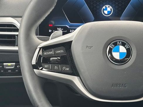 Certified 2025 BMW 330i xDrive Sedan w/ Premium Package AWD/4WD image 23