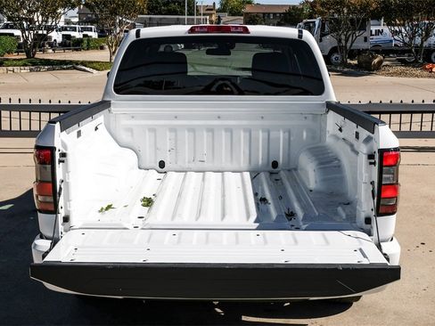 Used 2022 Nissan Frontier SV image 51