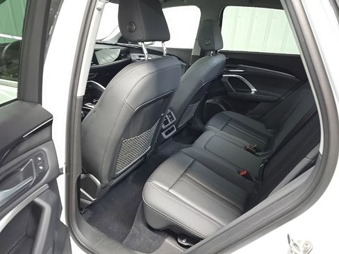 Used 2025 Audi Q5 Premium w/ Convenience Package AWD/4WD image 30