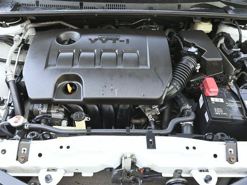 Used 2018 Toyota Corolla SE image 10