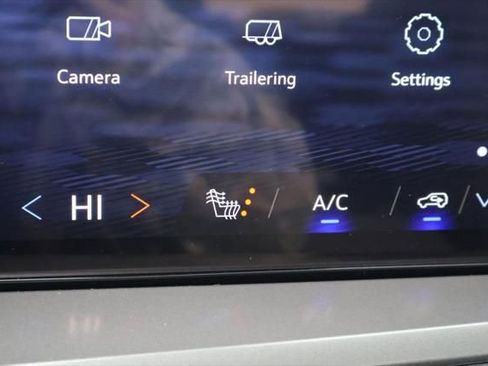 New 2026 Chevrolet Traverse LT w/ Sun and Wheel Package image 27