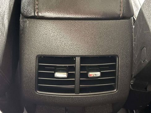 Used 2013 Ford Edge SEL AWD/4WD image 23