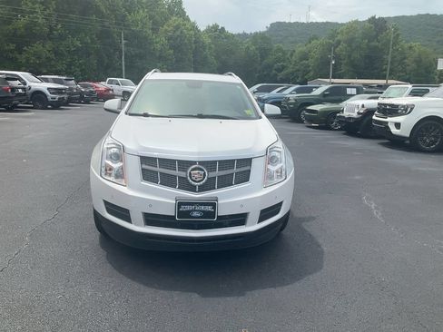 Used 2011 Cadillac SRX Luxury FWD image 2
